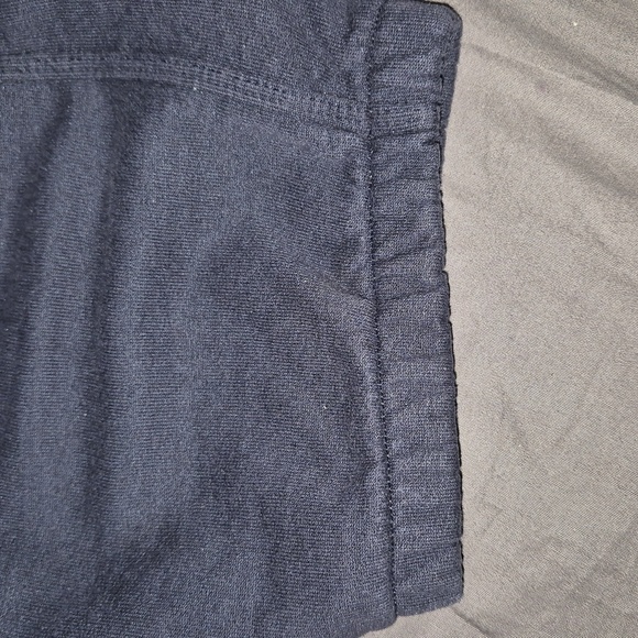 Champion Men's Sweatpants, Powerblend, Fleece, Comfortable Relaxed-Bottom Pants - Picture 7 of 7